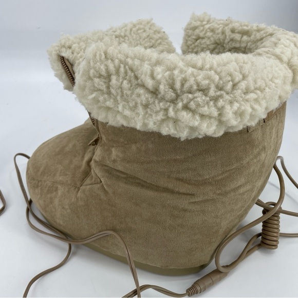 Brookstone Foot Vibrating Massager & Warmer Heated Soft Boot Shoes BST-003A 1999 - Picture 9 of 16
